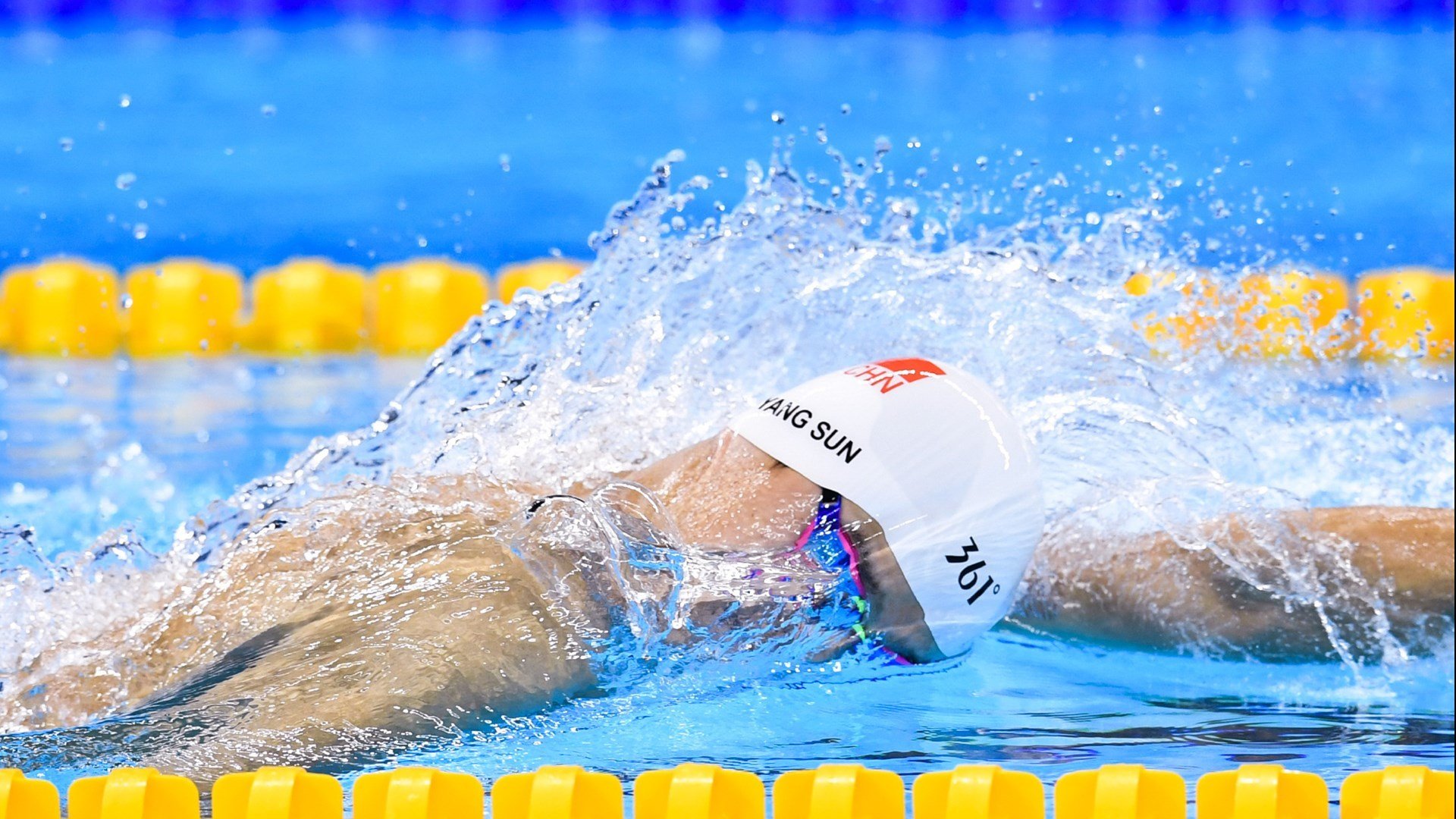 乐鱼体育网址-18岁票王亚马尔与涅槃王者登贝莱领衔！FIFPRO年度最佳11人揭晓